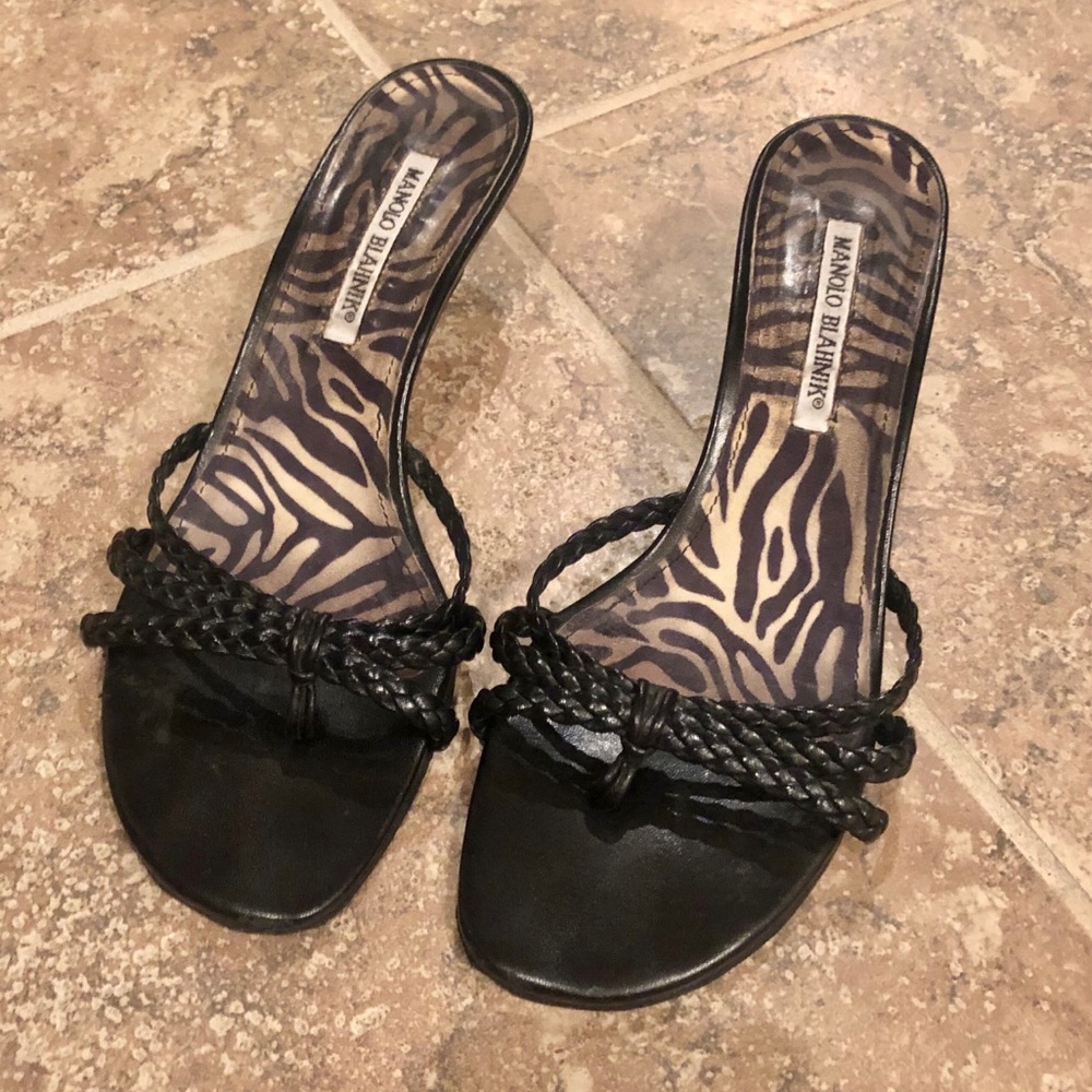 MANOLO BLAHNIK Sz 7 Black Braided Sandals